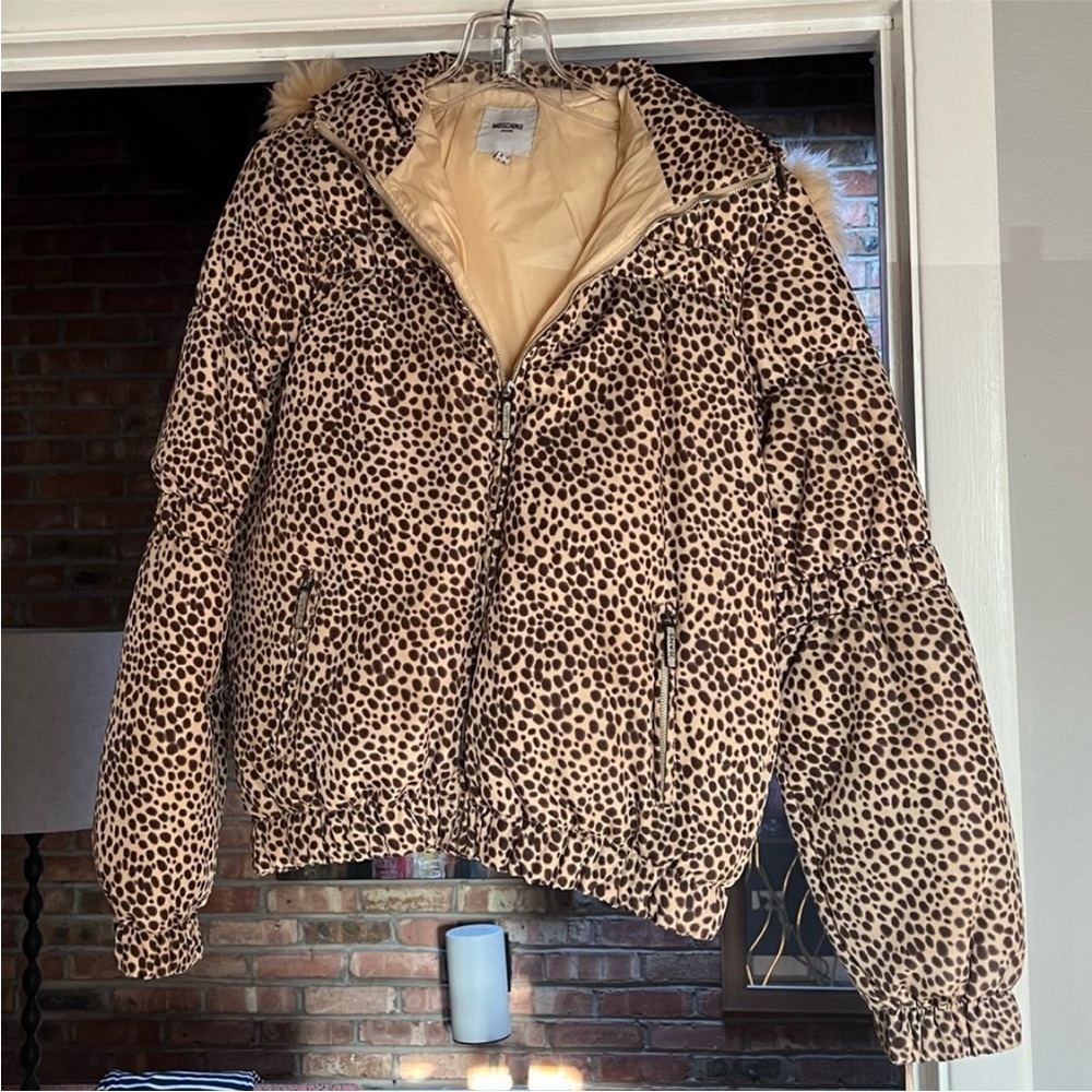 MOSCHINO Jeans leopard cheetah faux fur with hood puffy coat. US 8.